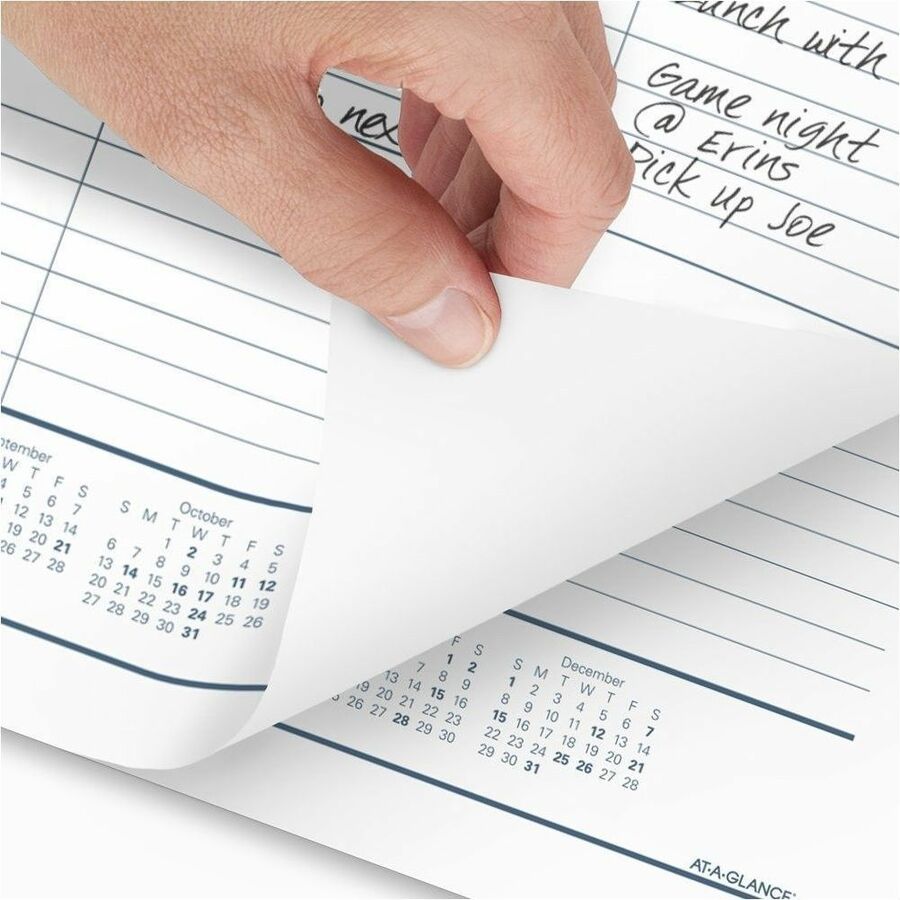 At-A-Glance Classic Monthly Desk Pad - Standard - Julian Dates - Daily, Monthly - 12 Month - January 2026 to December 2026 - 1 Day Single Page Layout - 21 3/4" x 17" Sheet Size - White Sheet - 2.37" x 2.87" Block - Headband - Desk Pad - Black, White - ...