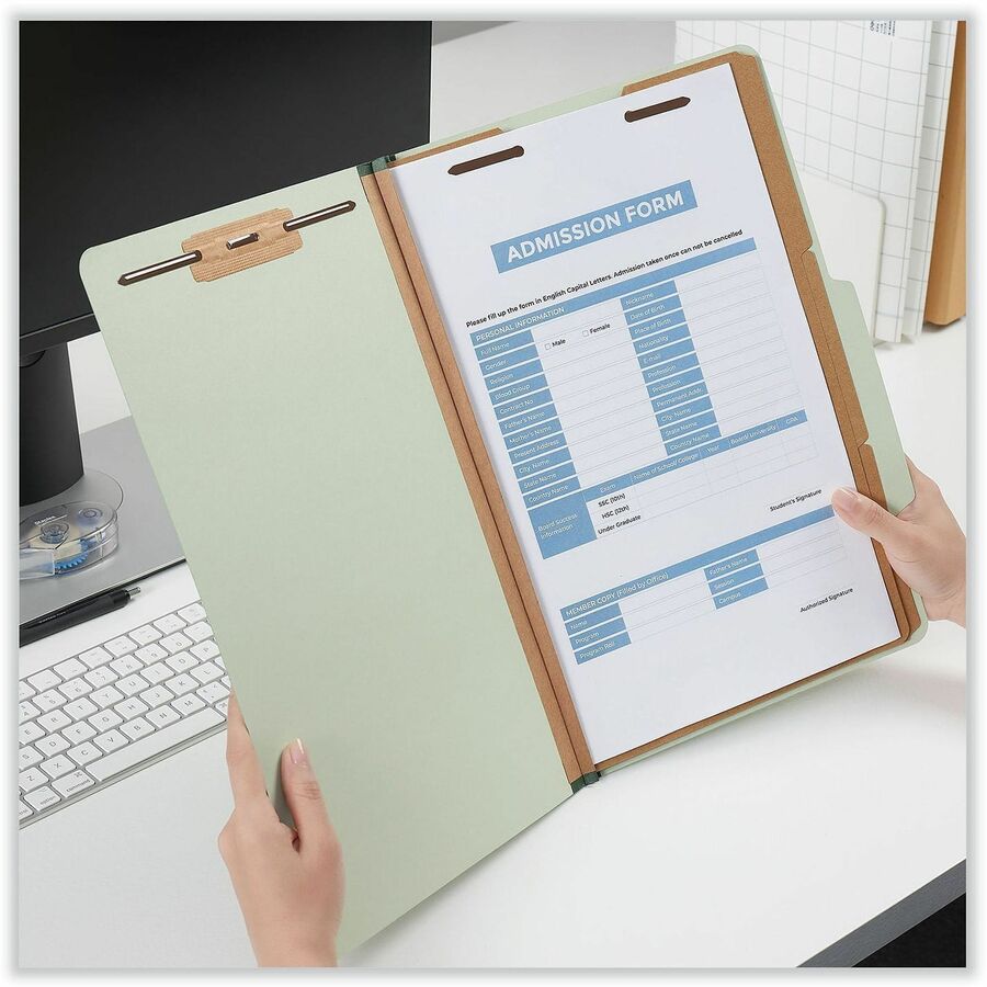 Universal 2/5 Tab Cut Legal Classification Folder - 8 1/2" x 14" - 3" Expansion - 8 Fastener(s) - 2" Fastener Capacity - Top Tab Location - Right of Center Tab Position - 3 Divider(s) - Green - 10 Box