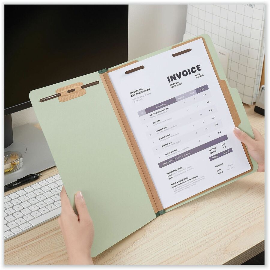 Universal 2/5 Tab Cut Letter Classification Folder - 8 1/2" x 11" - 2" Expansion - 4 Fastener(s) - 2" Fastener Capacity - Top Tab Location - Right of Center Tab Position - 1 Divider(s) - Green - 10 Box