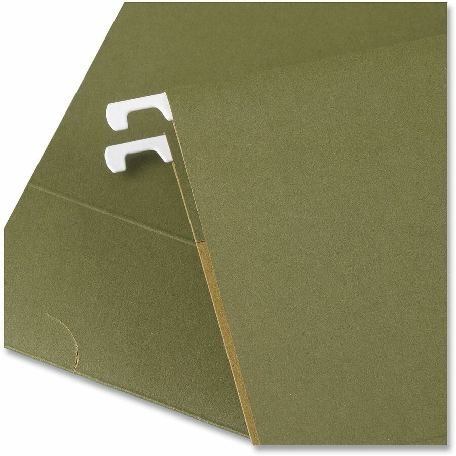 Universal 1/5 Tab Cut Legal Hanging Folder - 8 1/2" x 14" - 1" Expansion - Assorted Tab Position - 11 pt. - Stock - Standard Green - 50 Carton