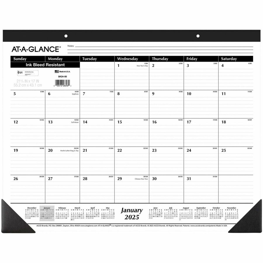 Desk Calendars & Pads
