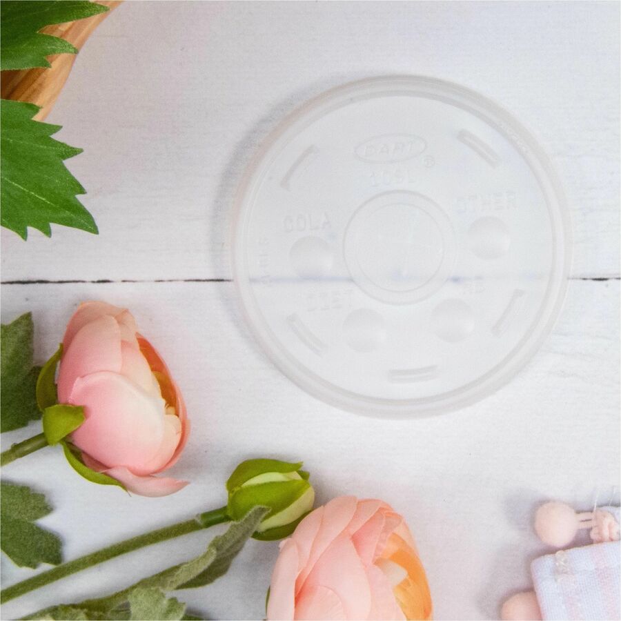 Dart 10 oz HIPS Plastic Straw-Slotted Lid - Translucent - 3.5" Diameter - High Impact Polystyrene (HIPS) - Translucent - 100 / Pack