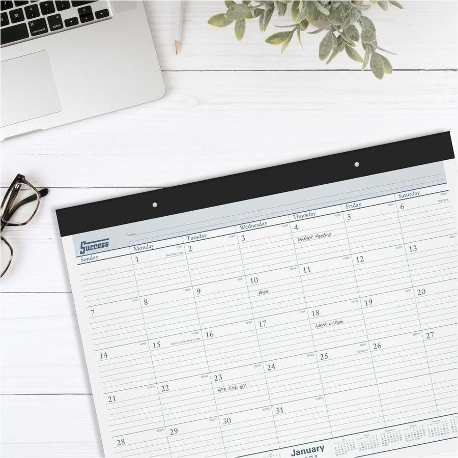 At-A-Glance Classic Monthly Desk Pad - Standard - Julian Dates - Daily, Monthly - 12 Month - January 2026 to December 2026 - 1 Day Single Page Layout - 21 3/4" x 17" Sheet Size - White Sheet - 2.37" x 2.87" Block - Headband - Desk Pad - Black, White - ...