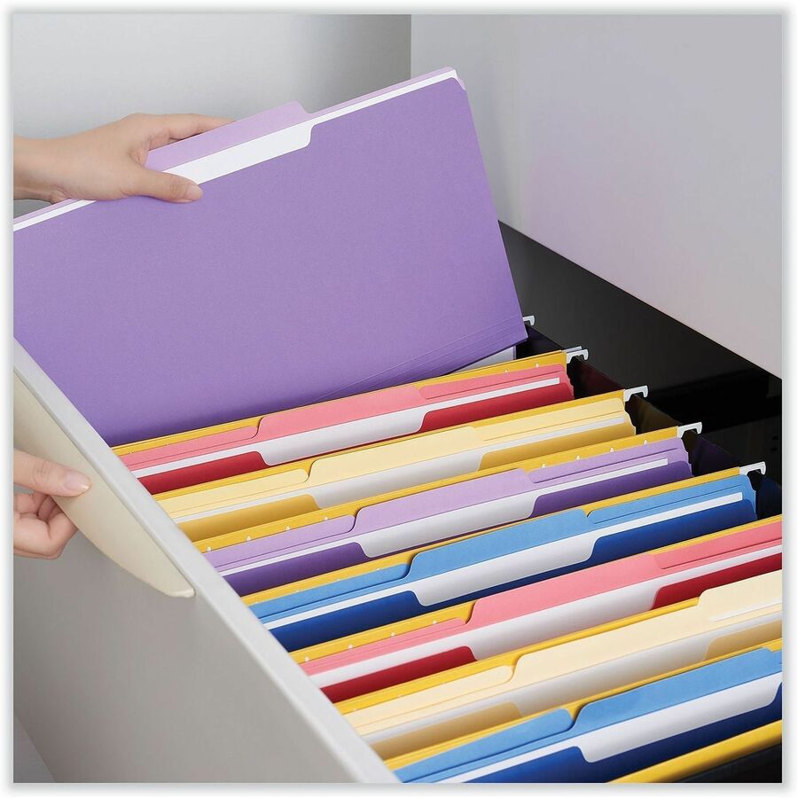 Universal 1/3 Tab Cut Legal Top Tab File Folder - 8 1/2" x 14" - Assorted Tab Position - 11 pt. - Stock - 100 Box