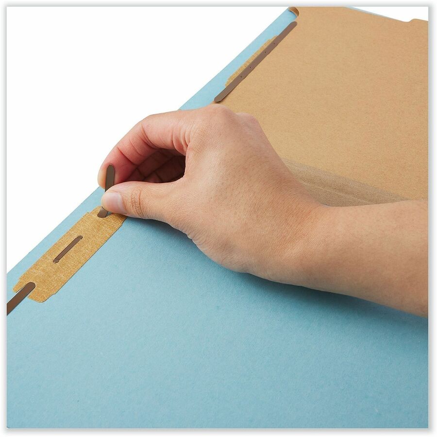Universal 2/5 Tab Cut Legal Classification Folder - 8 1/2" x 14" - 2 1/2" Expansion - 6 Fastener(s) - 2" Fastener Capacity - Top Tab Location - Right of Center Tab Position - 2 Divider(s) - Light Blue - 20 Box